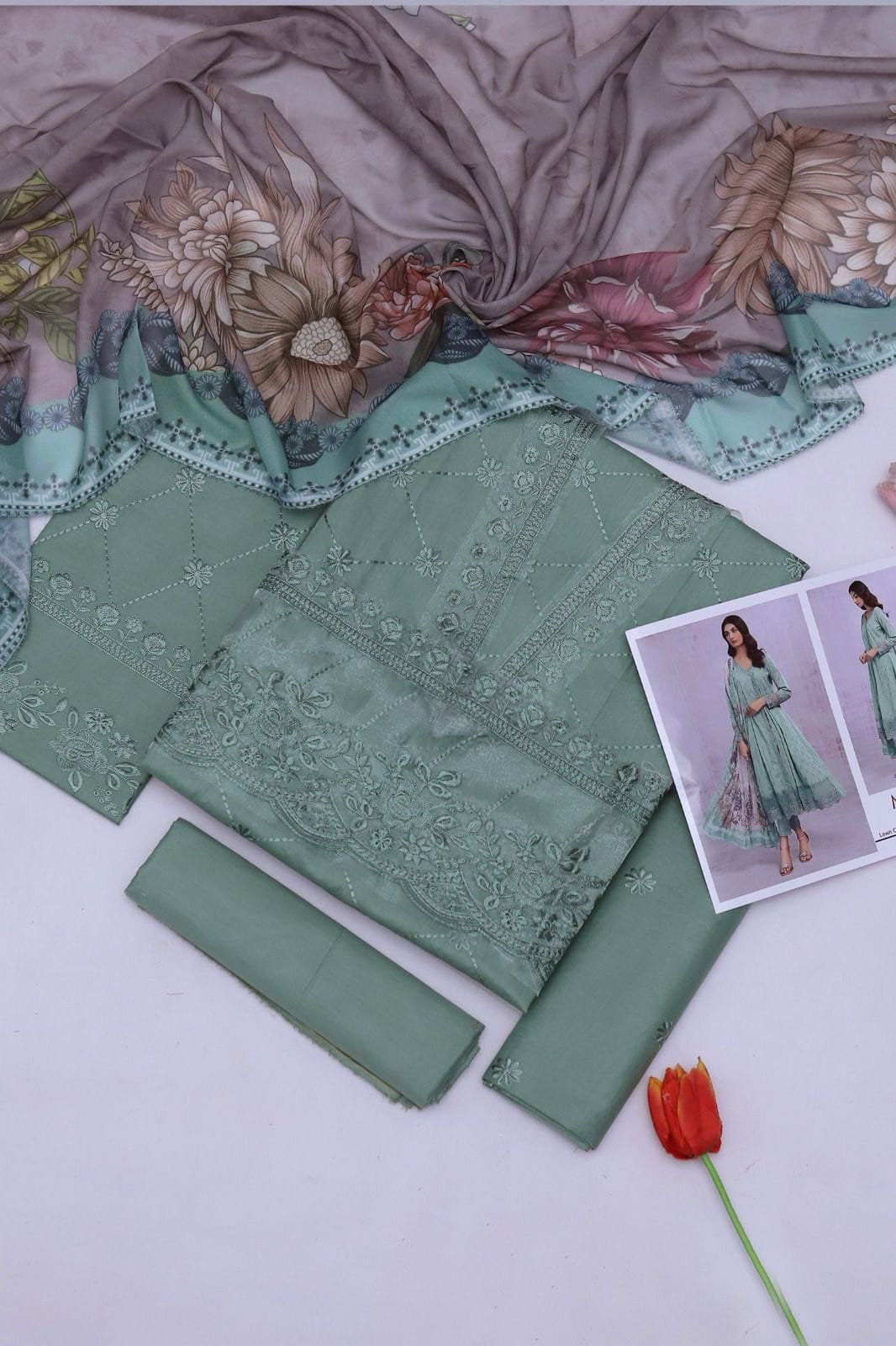 Lawn 3pc Replica 3