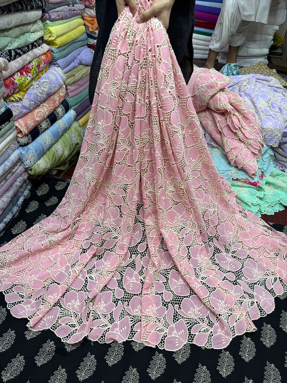 Lawn Leasercut Chikan Kari