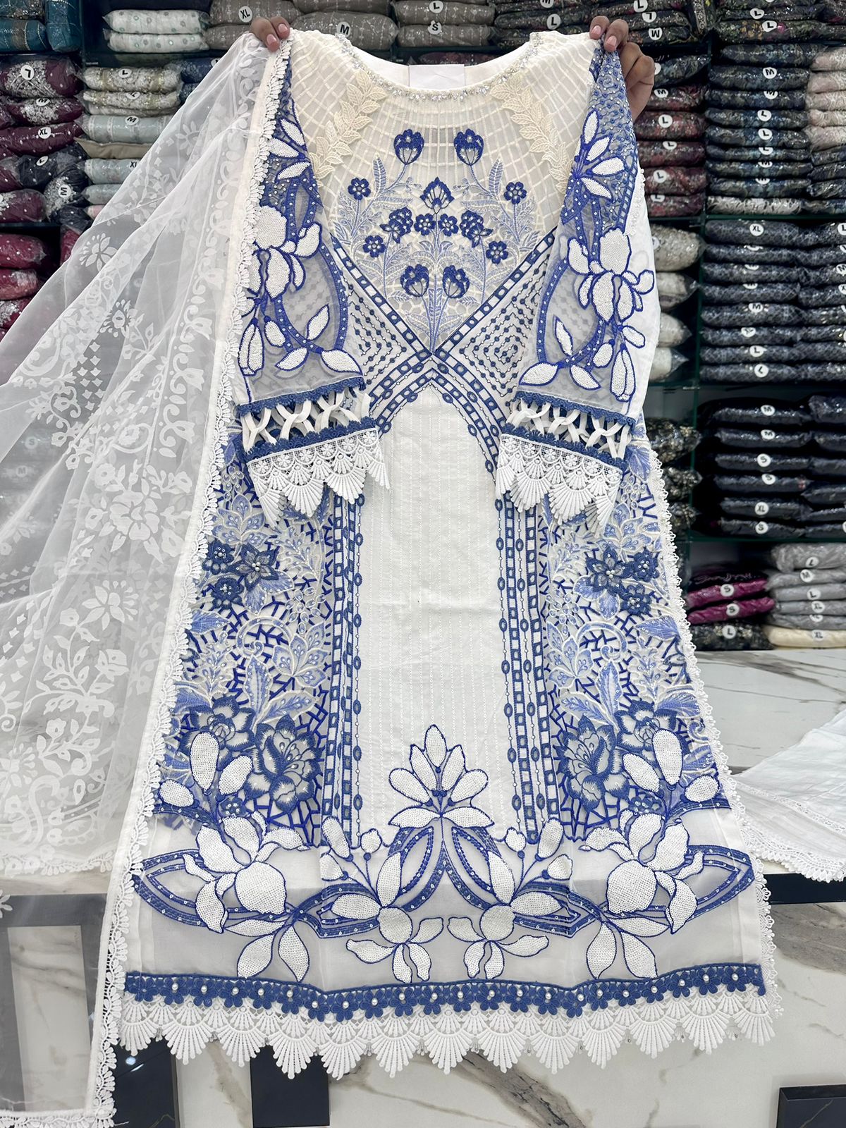 Maria B Luxury Cotton Stitch 3pc 1