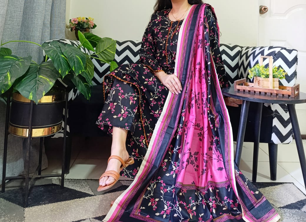 Lalazar Lawn 3pc Stitch