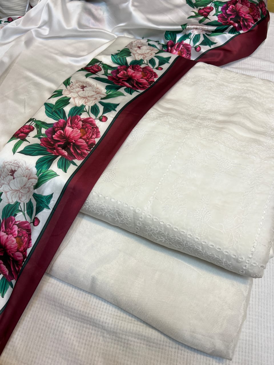 Paper Silk Chikan Kari 3pc
