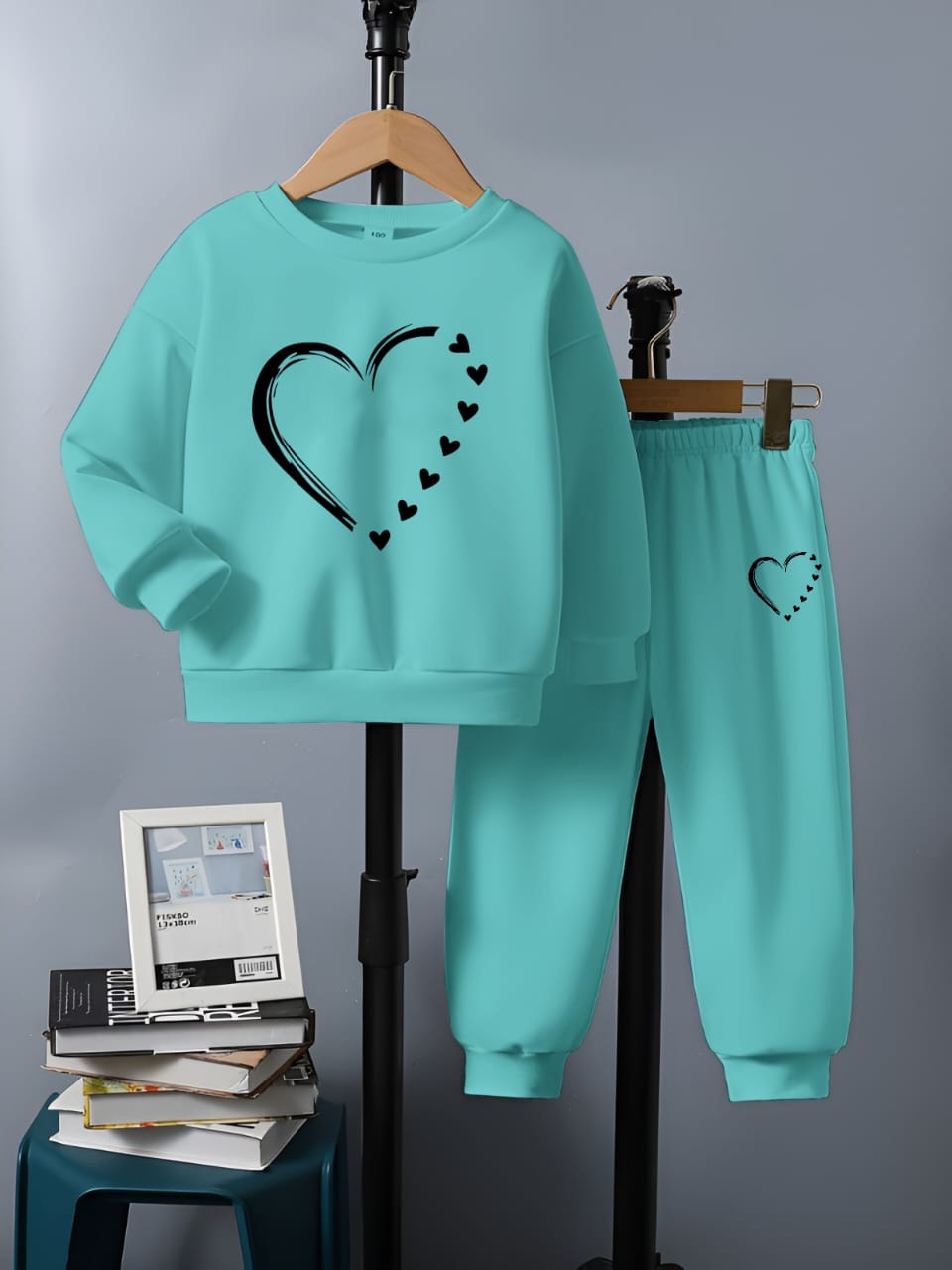 ALHUMDULILLAH ❤️  `_Winter Collection For Kids_` *KIDS SWEATSHIRTS TROUSER For Girls and Boys