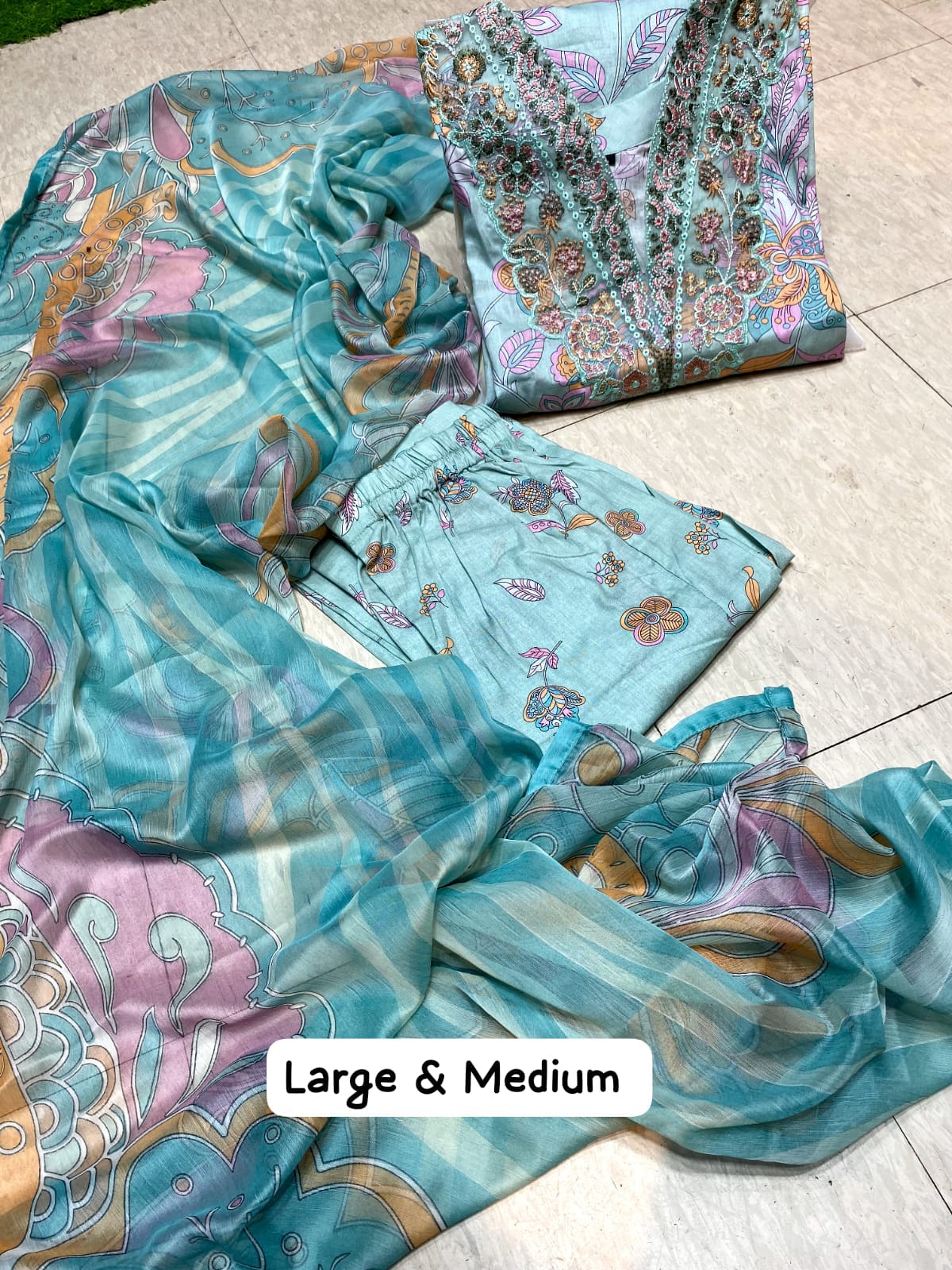 Lawn Stitch 3pc Dress 👗 2