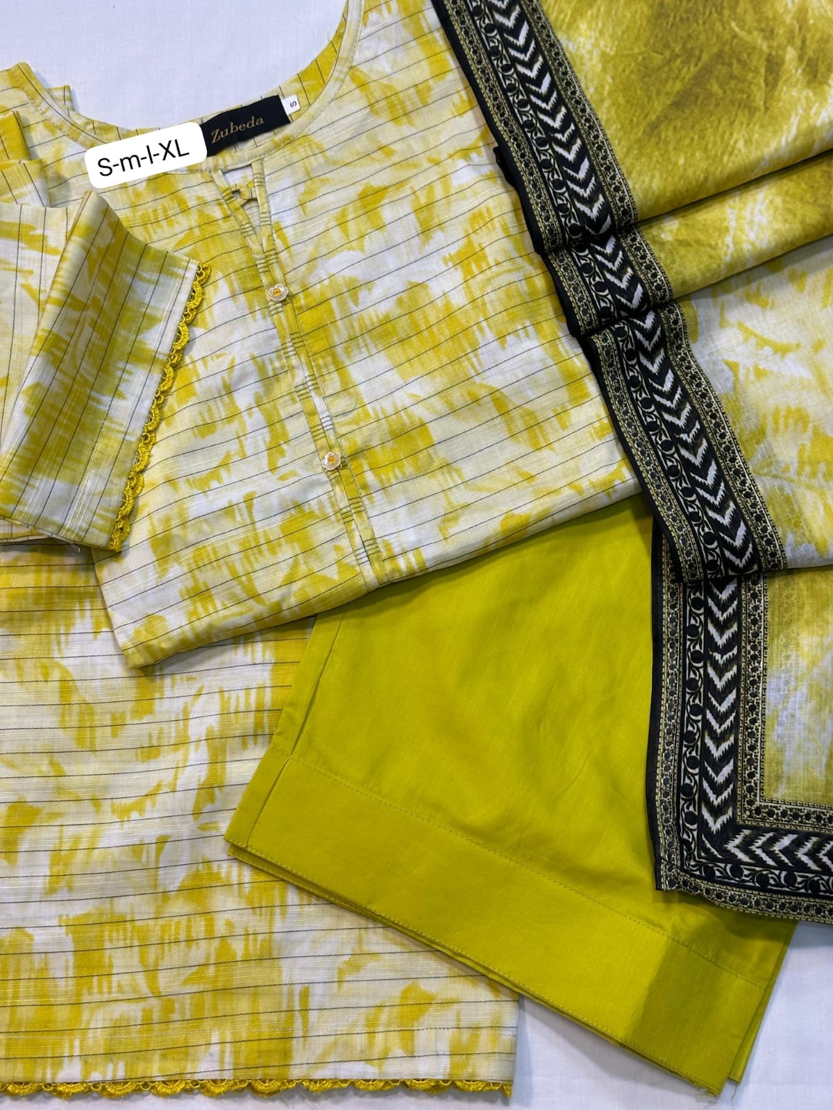 💯 Zubeda Printed Lawn Stitch