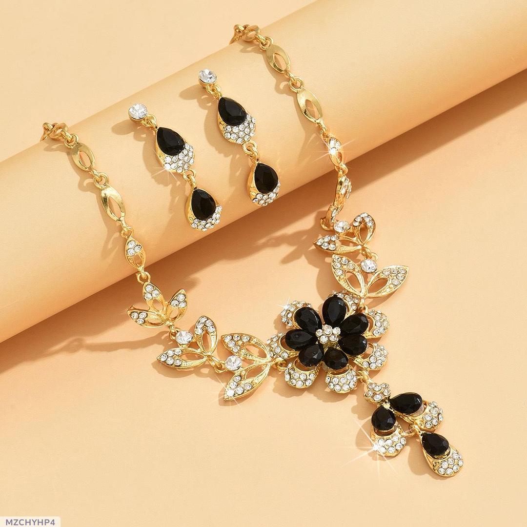 Nekless set 1