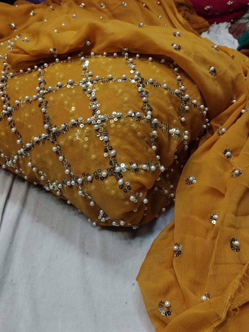 Sequence Pearl Work 2pc 1