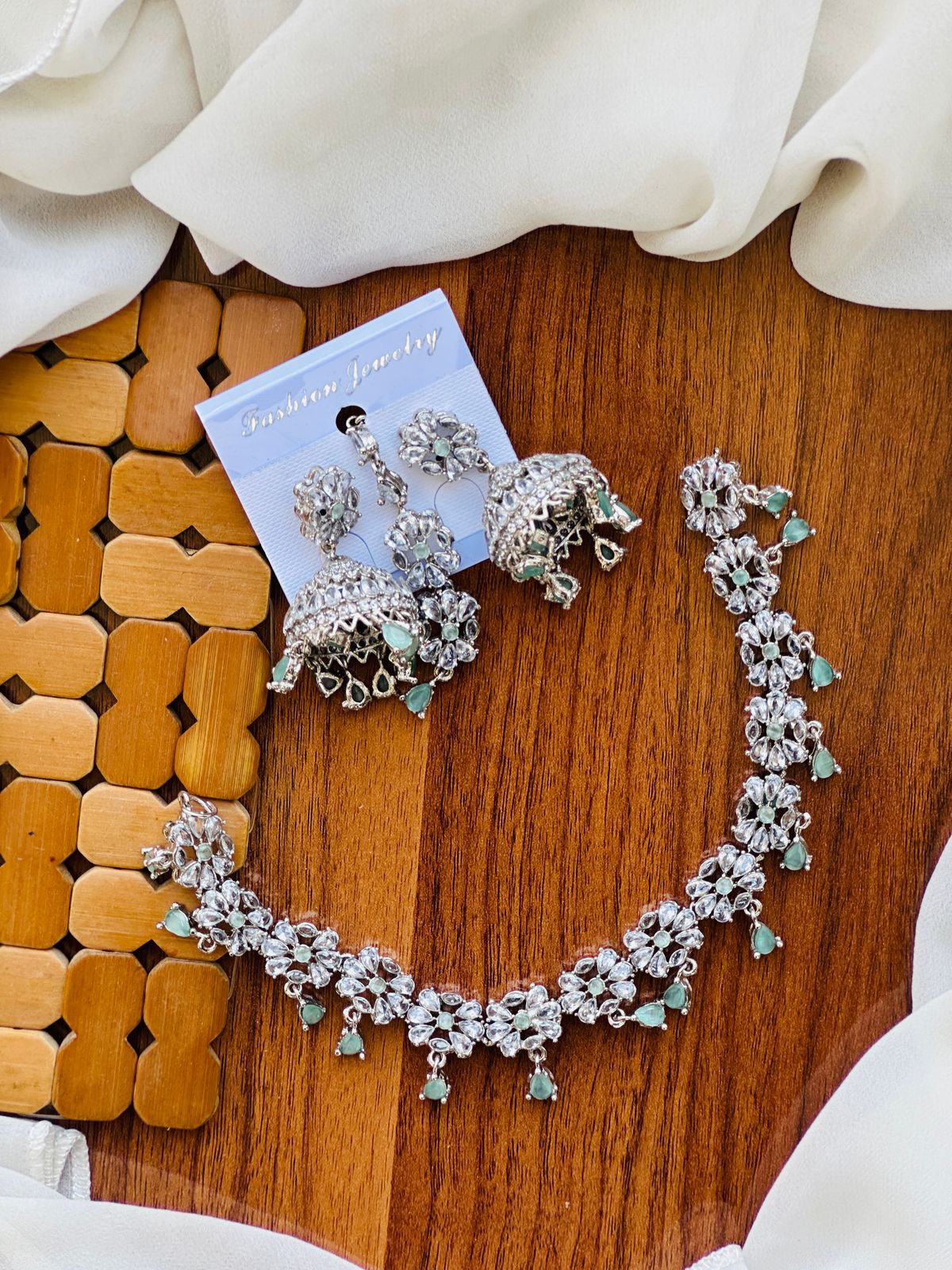Zarqon Necklace
