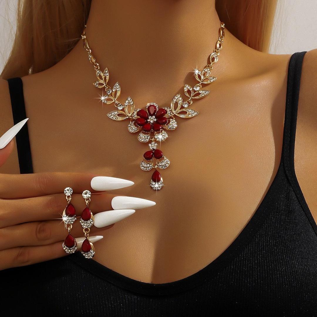 Nekless set 1