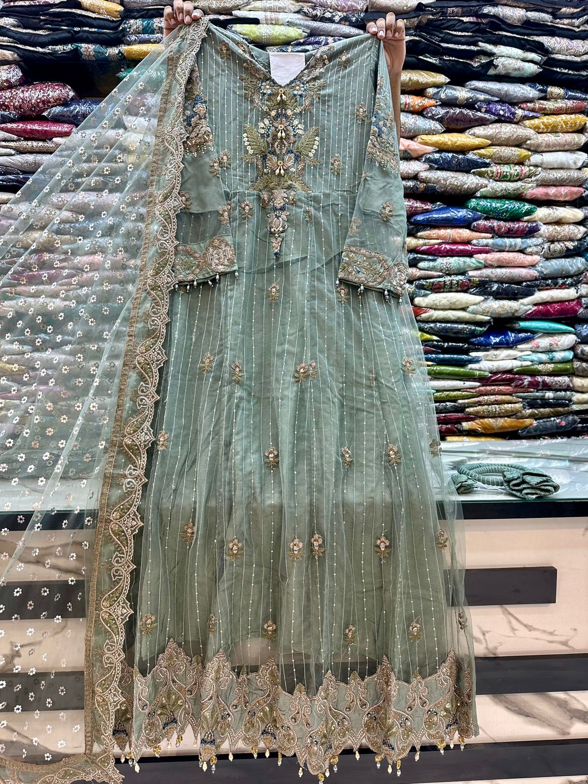 Maria B Luxury Maxi 3pc 1