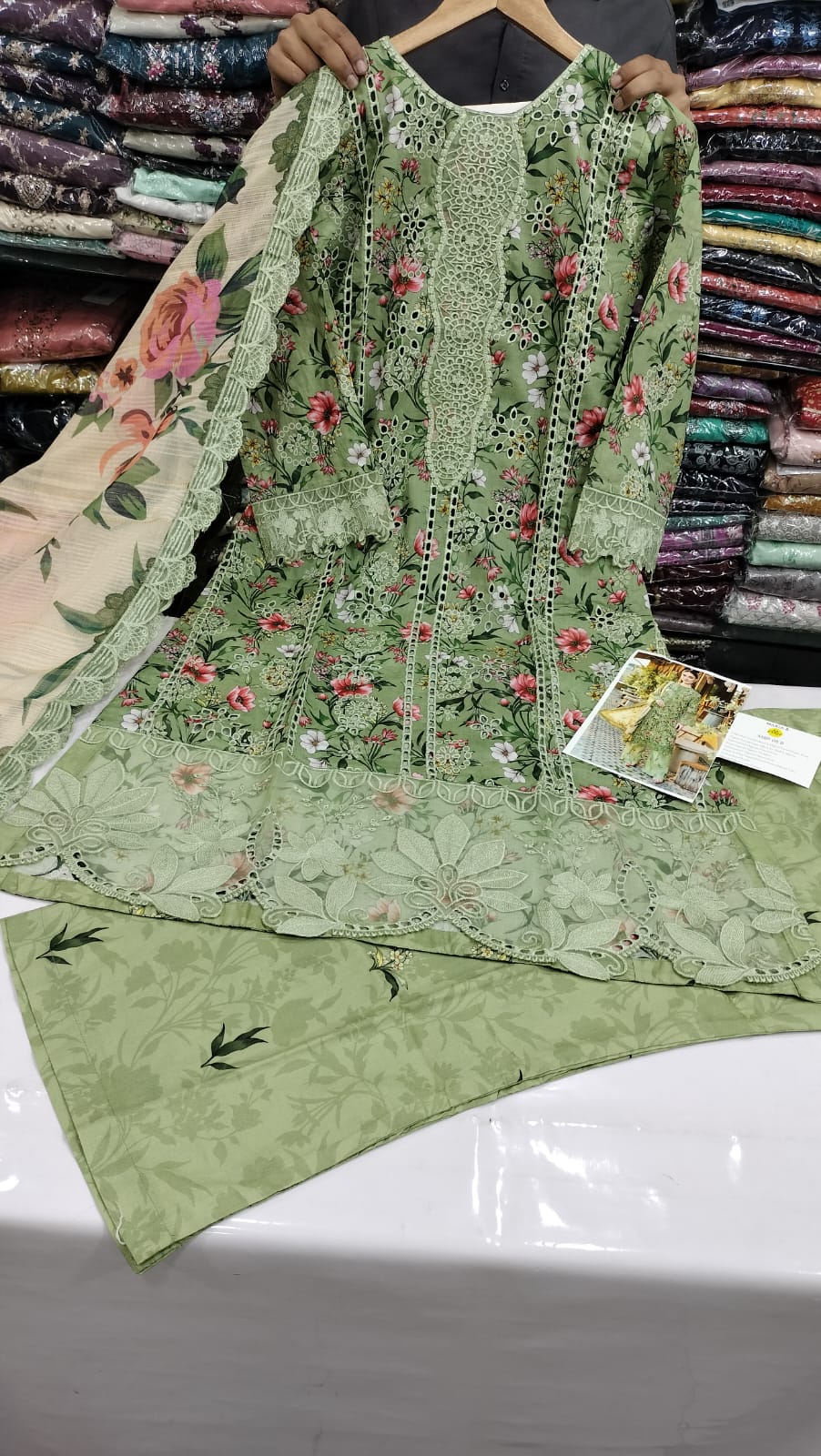 Luxury Lawn Stitch 3pc