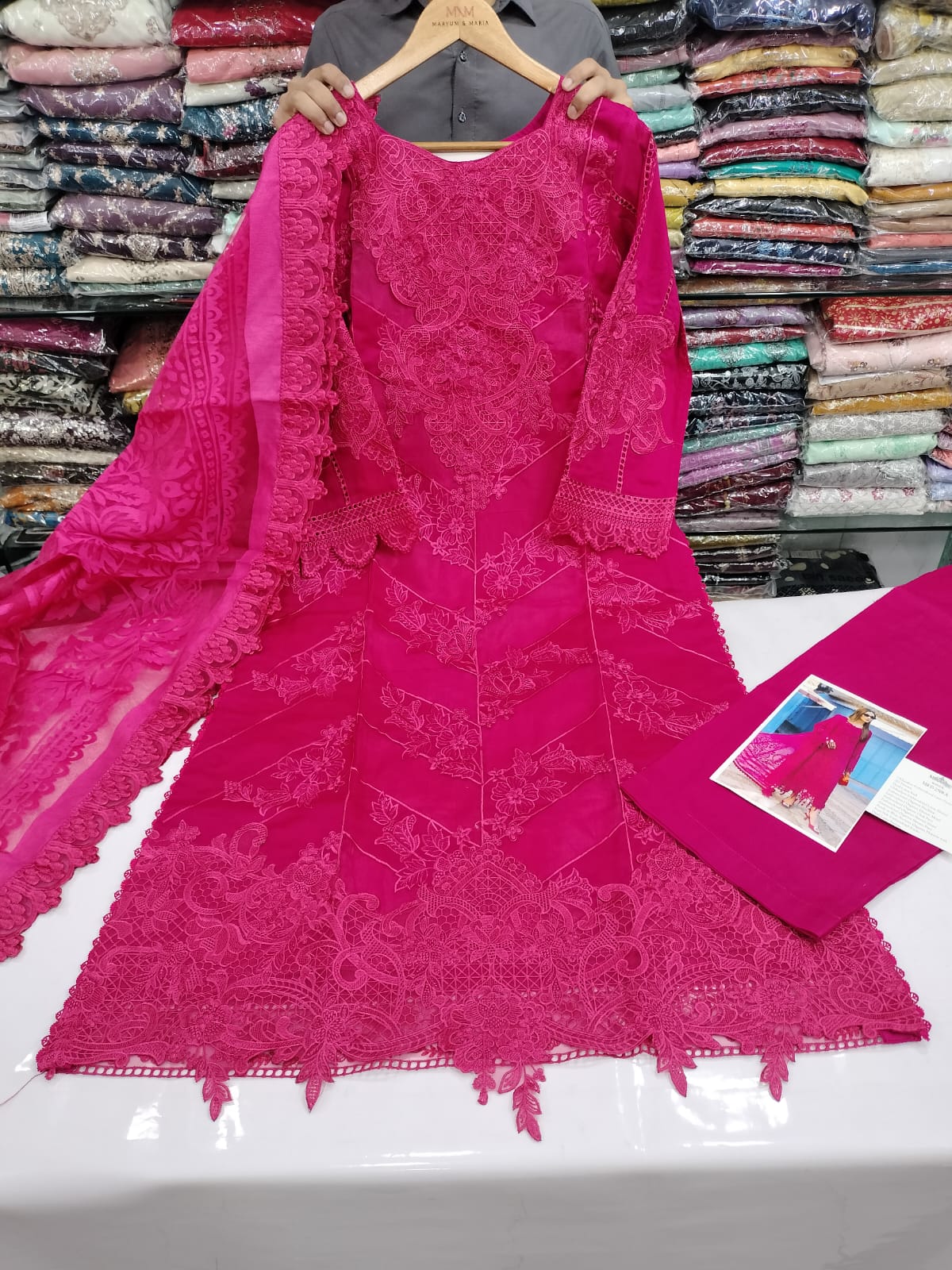 Luxury Lawn Stitch 3pc 1