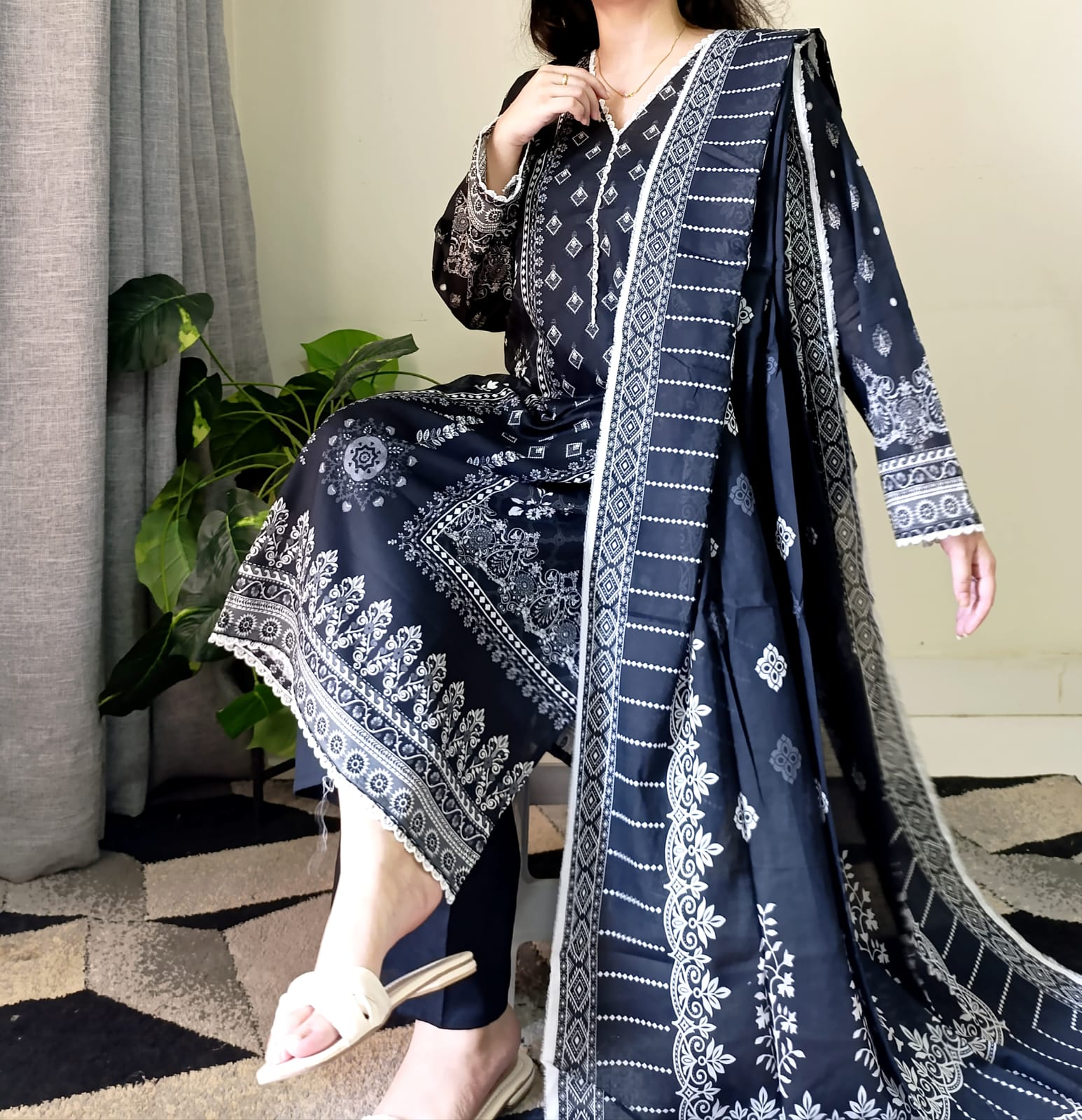 Lawn Black White Stitch 3pc