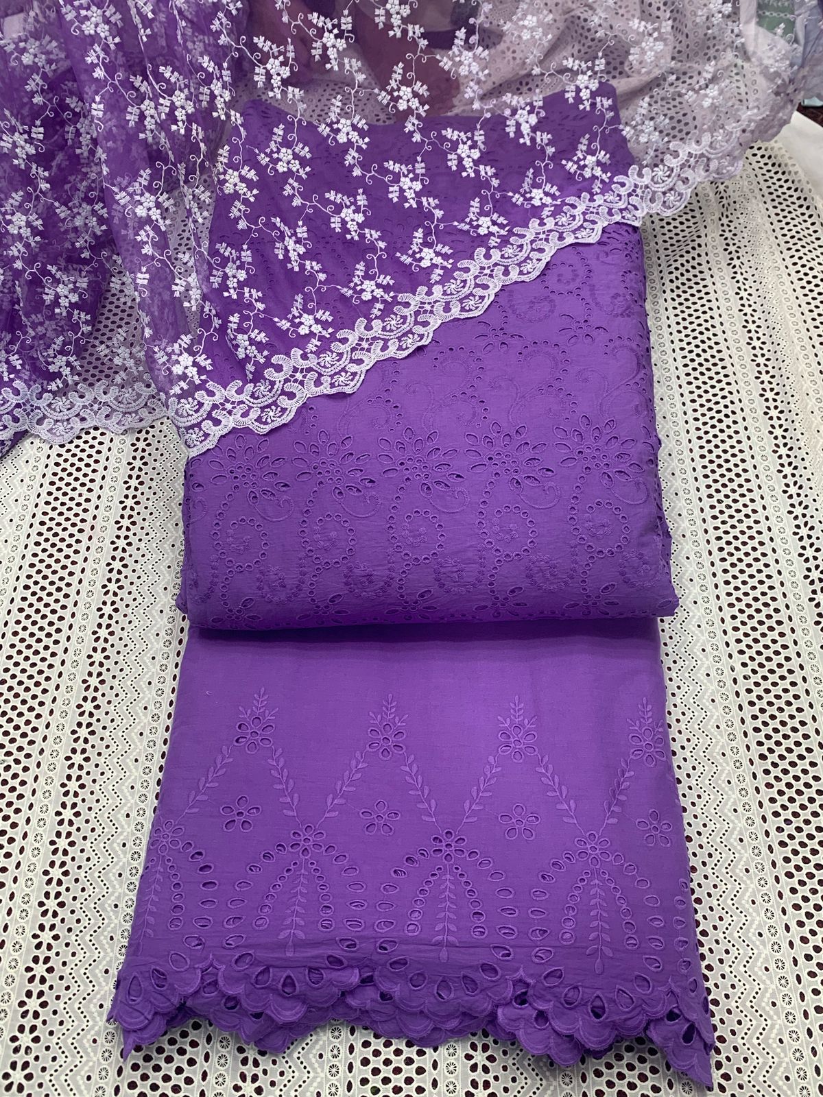 Lawn Chikan 3pc Dress 👗