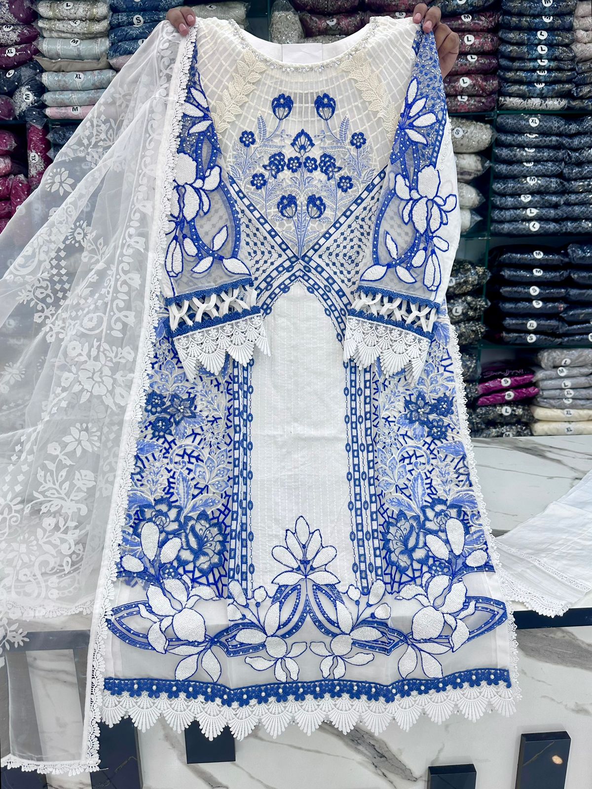 Maria B Luxury Cotton Stitch 3pc 1