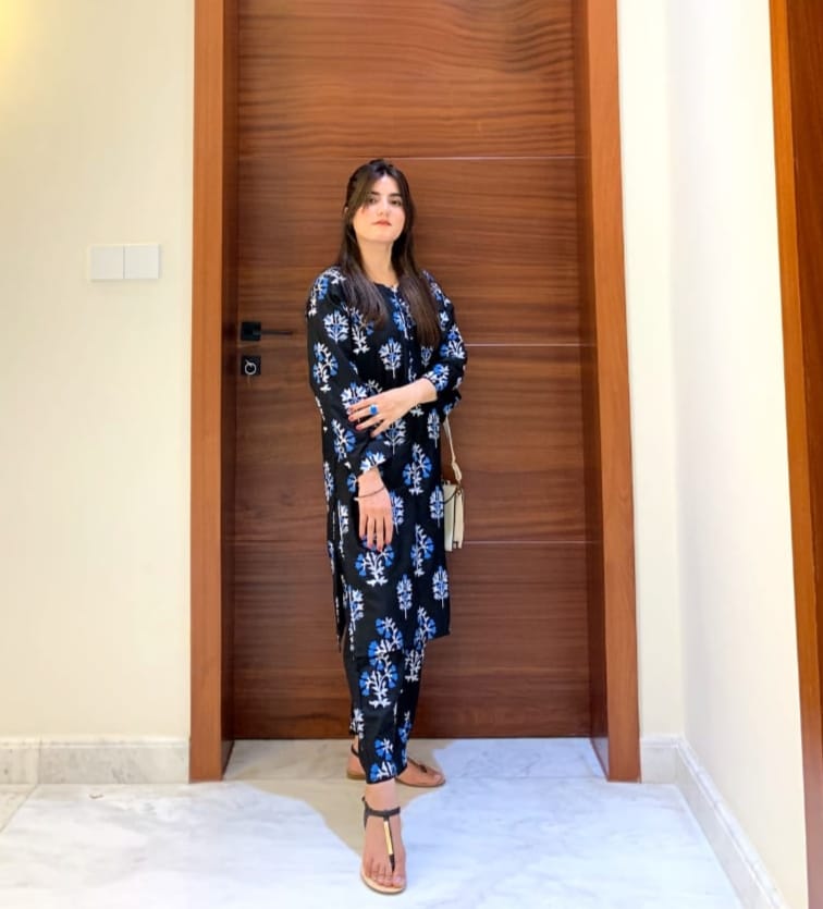Sapphire brand 2 PCs lilen suit