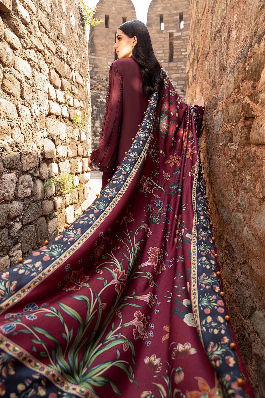 *PRESENTING MARIA.B. MOST TRENDING NOW AVAILABLE*   *New Arrival Special Eid Collection* Fabric 3PC