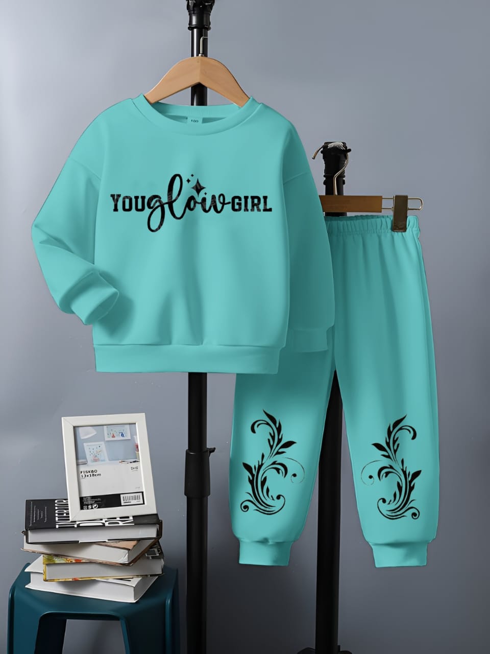 ALHUMDULILLAH ❤️  `_Winter Collection For Kids_` *KIDS SWEATSHIRTS TROUSER For Girls and Boys