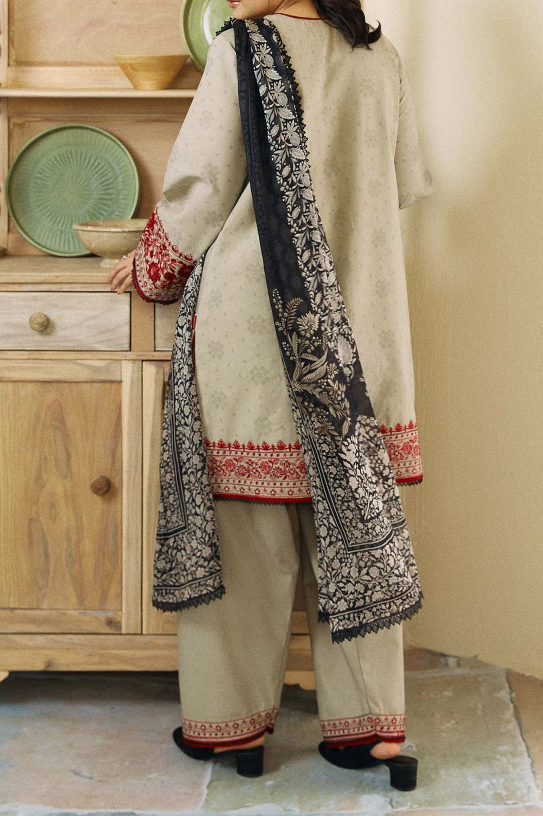 *PRESENTING ZARASHAHJHAN MOST TRENDING NOW AVAILABLE*   *New Arrival Special Eid Collection* Fabric