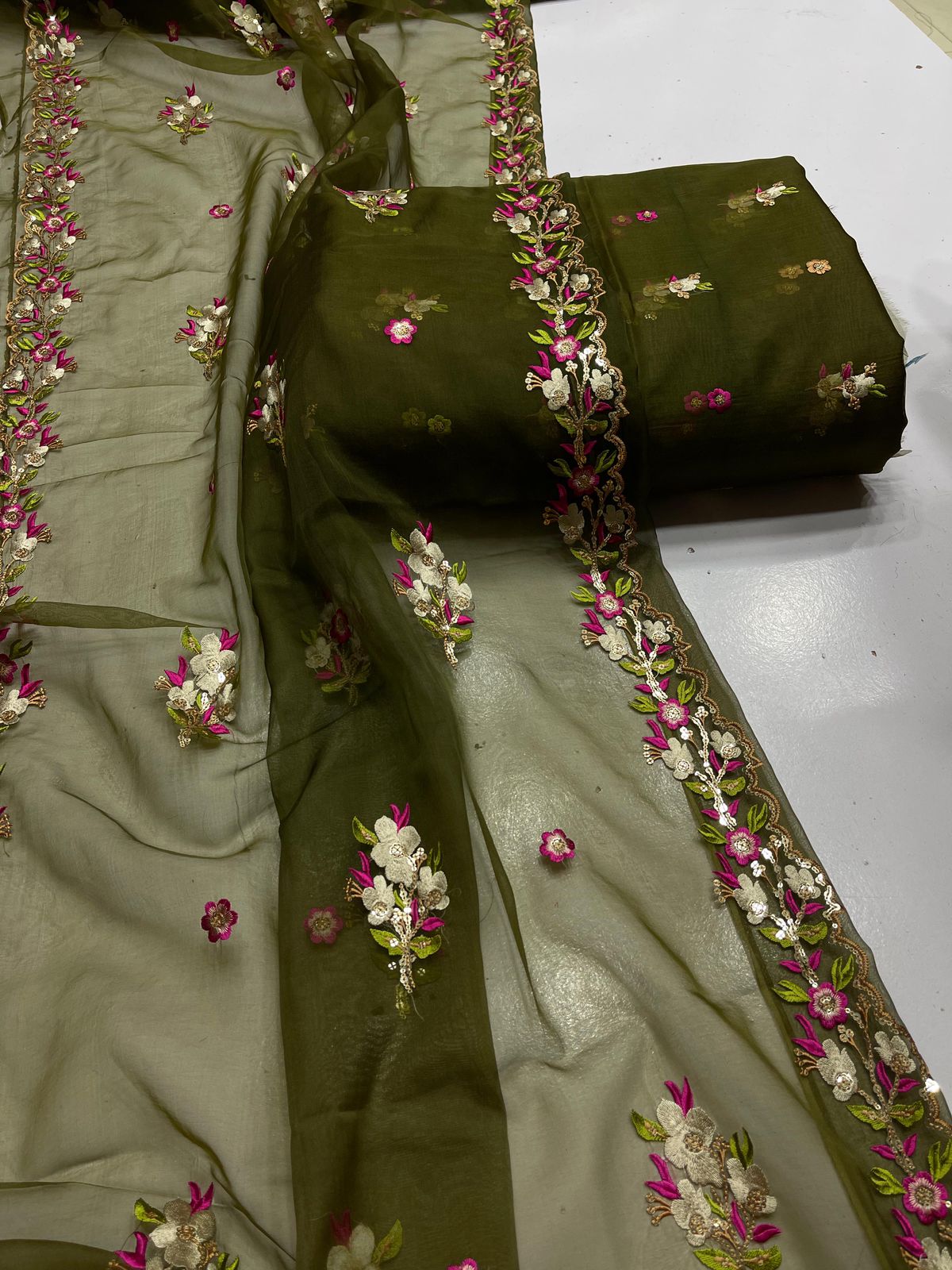 Organza 3pc Unstitch