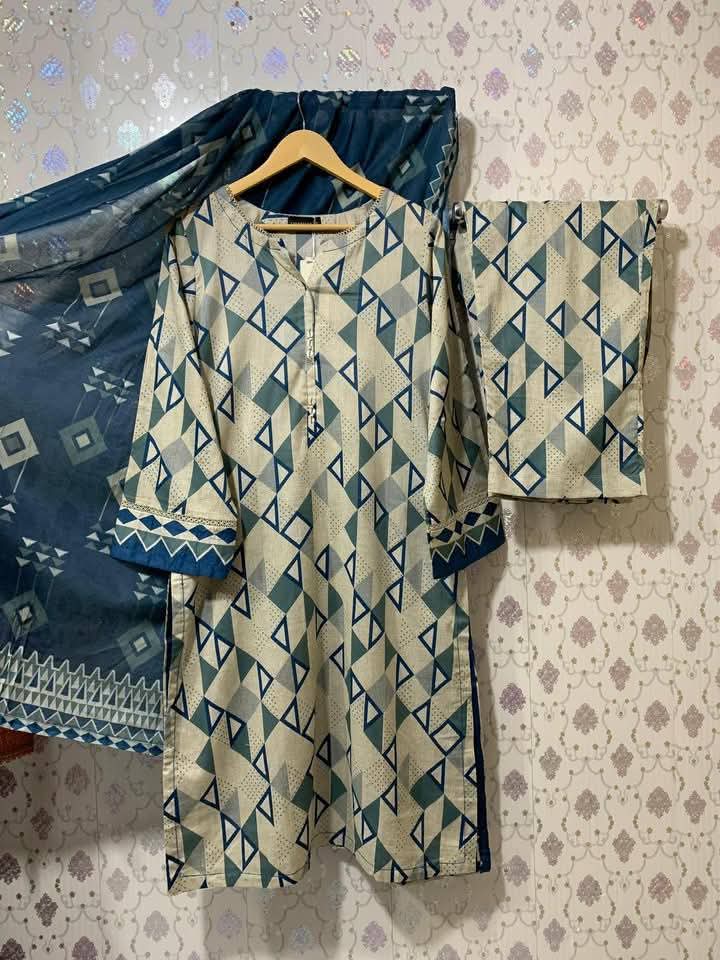 Luxury Lawn Stitch 3pc 2