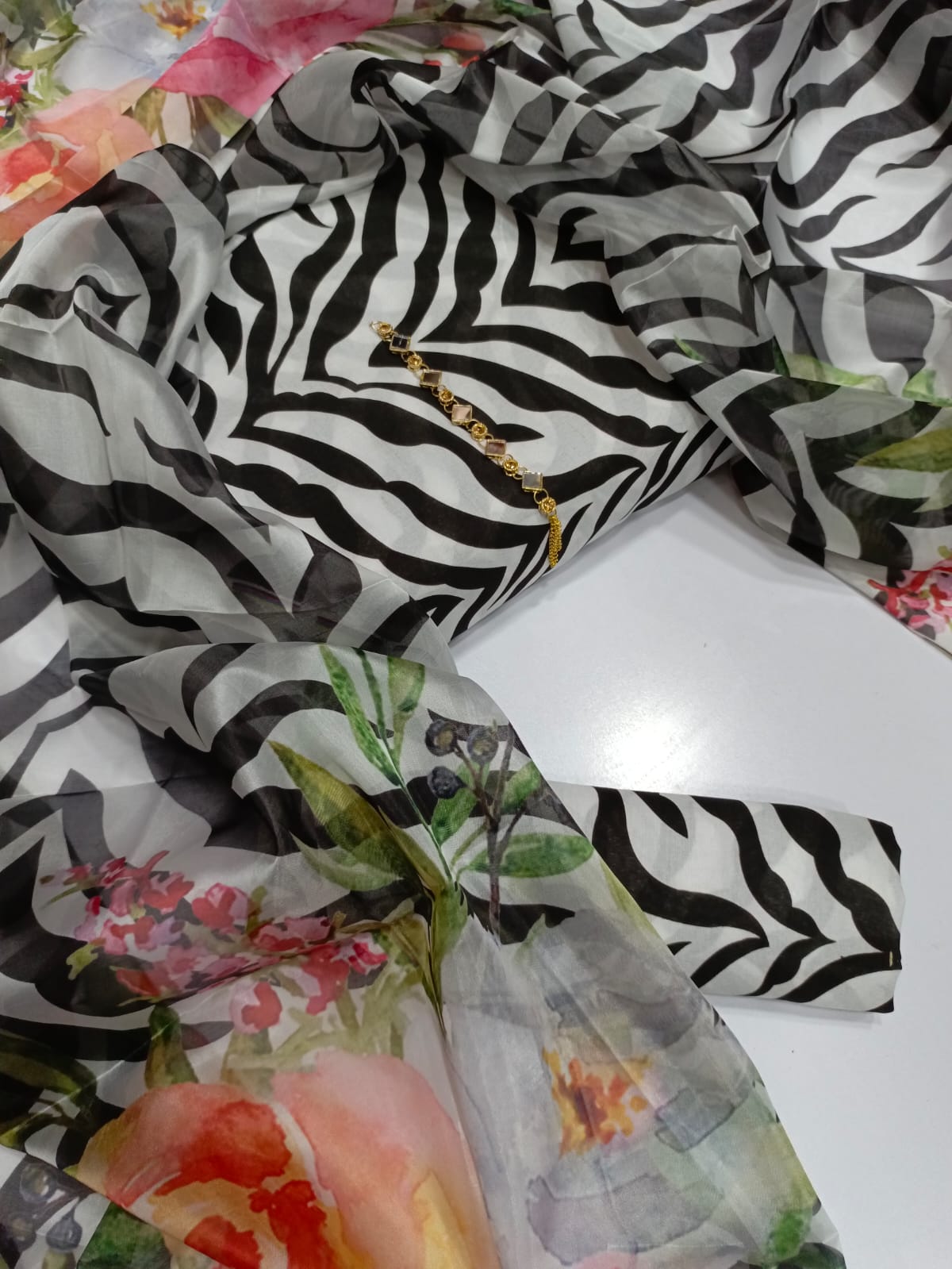 Swiss Digital Print 3pc With Neckline