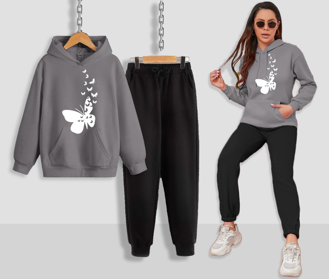 ALHUMDULILLAH ❤️  *Wome Tracksuit Winter Collection* 😍  *Hoodie + Trouser* ✨  Fabric: *Fleece* 👍🏻