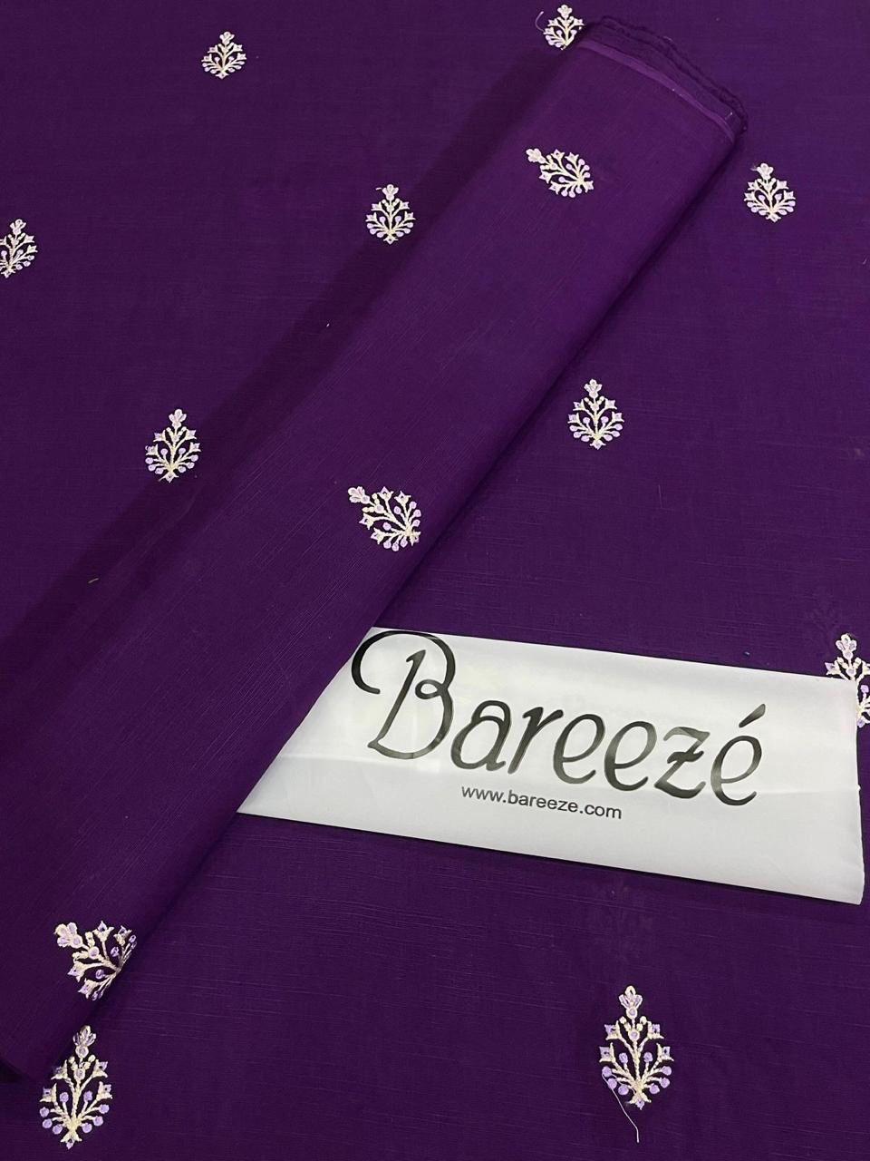 B A R E E Z E 4