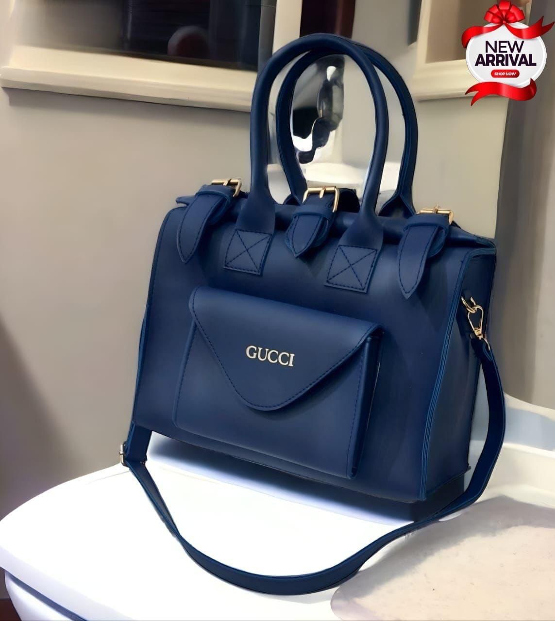 LADIES DUFFLE STYLE BAG