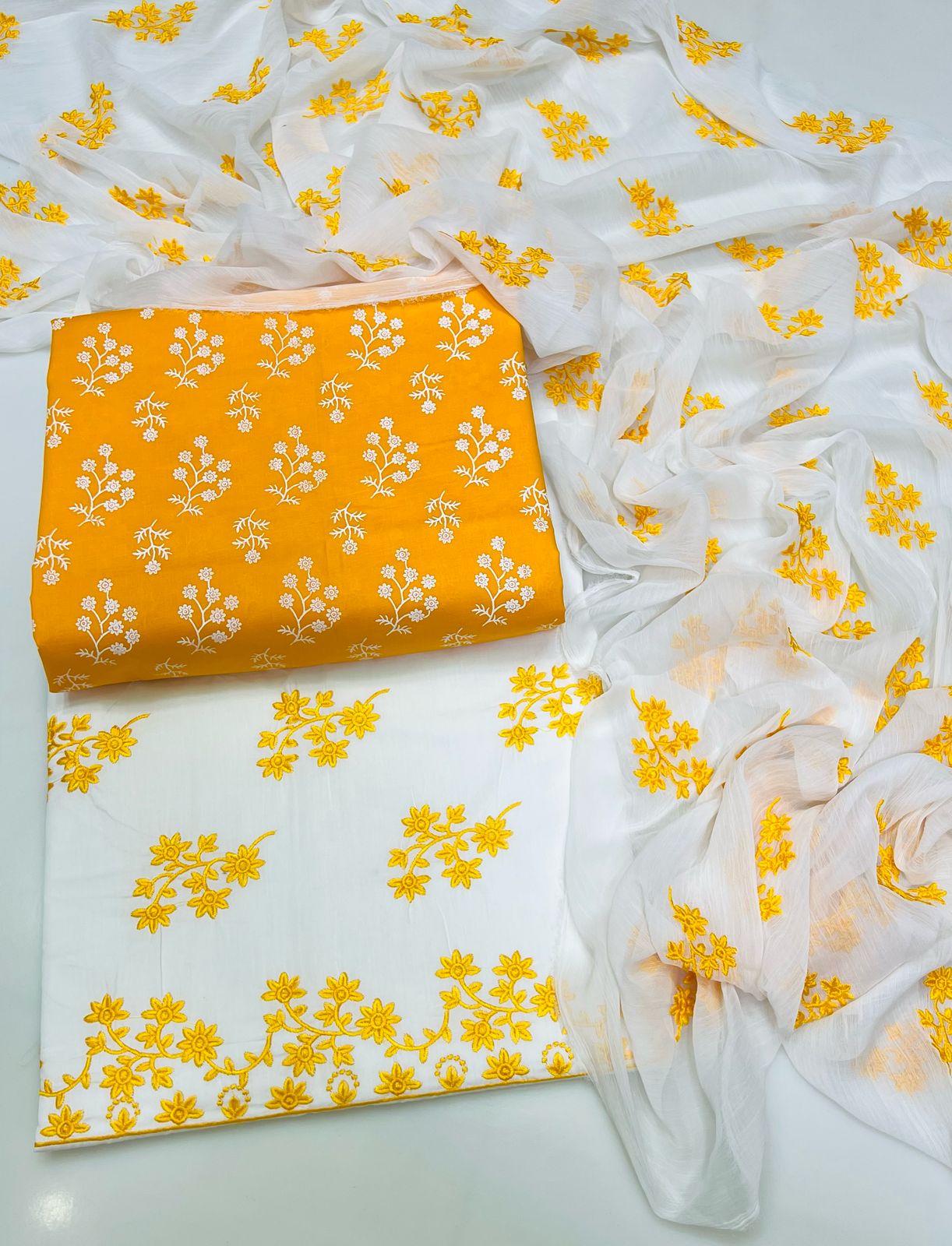 Polka Style Lawn 3pc GTM