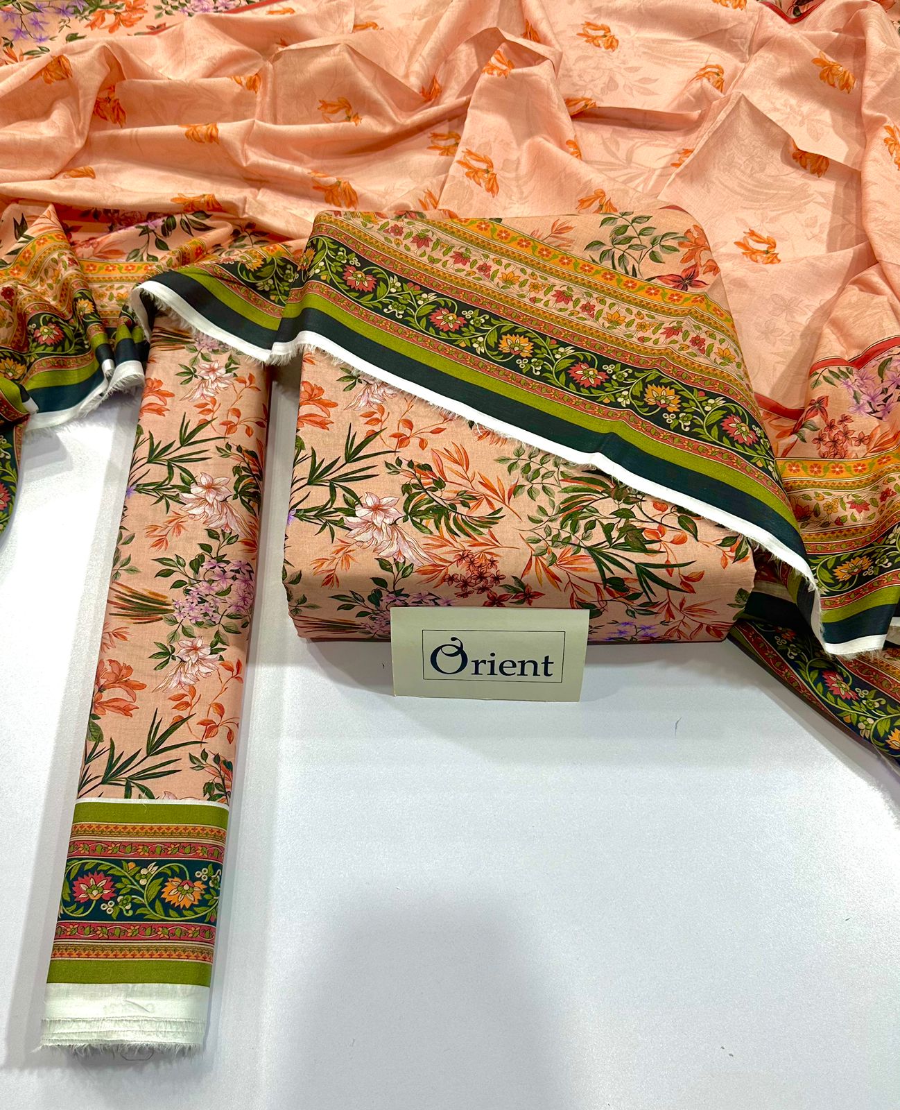 *(ORIENT Opening 2024)*  *ORIENT 💯 Original *Printed 3pc Collection*      *Fabric Lawn*  *Printed L