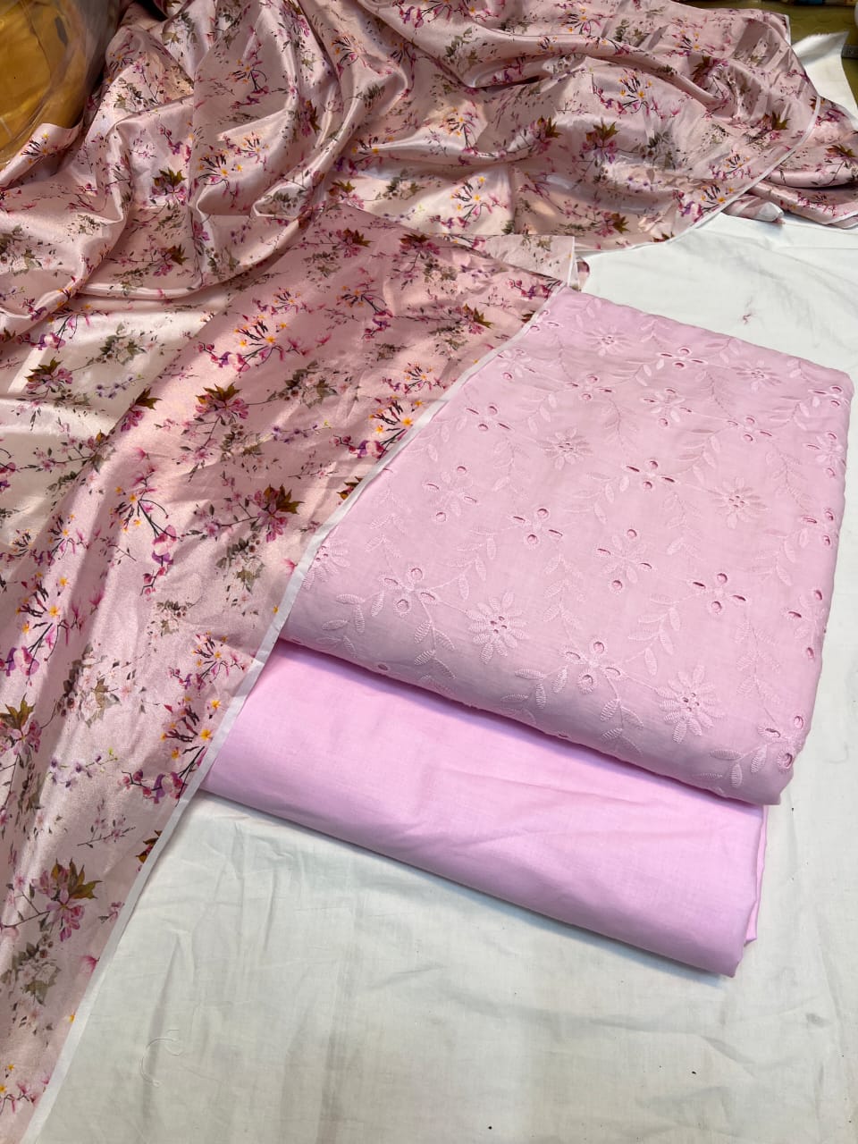 Chikan Kari 3pc With Medium Silk Dupatta