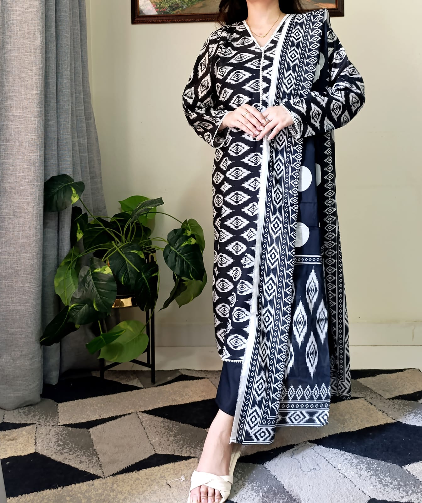 Lawn Black White Stitch 3pc