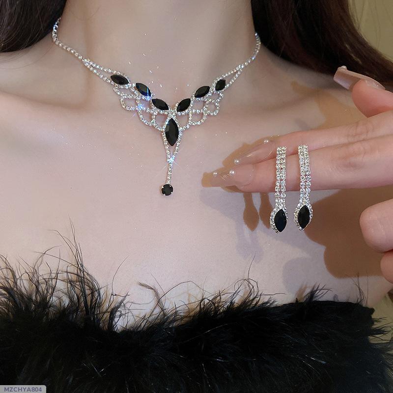 Nekless set