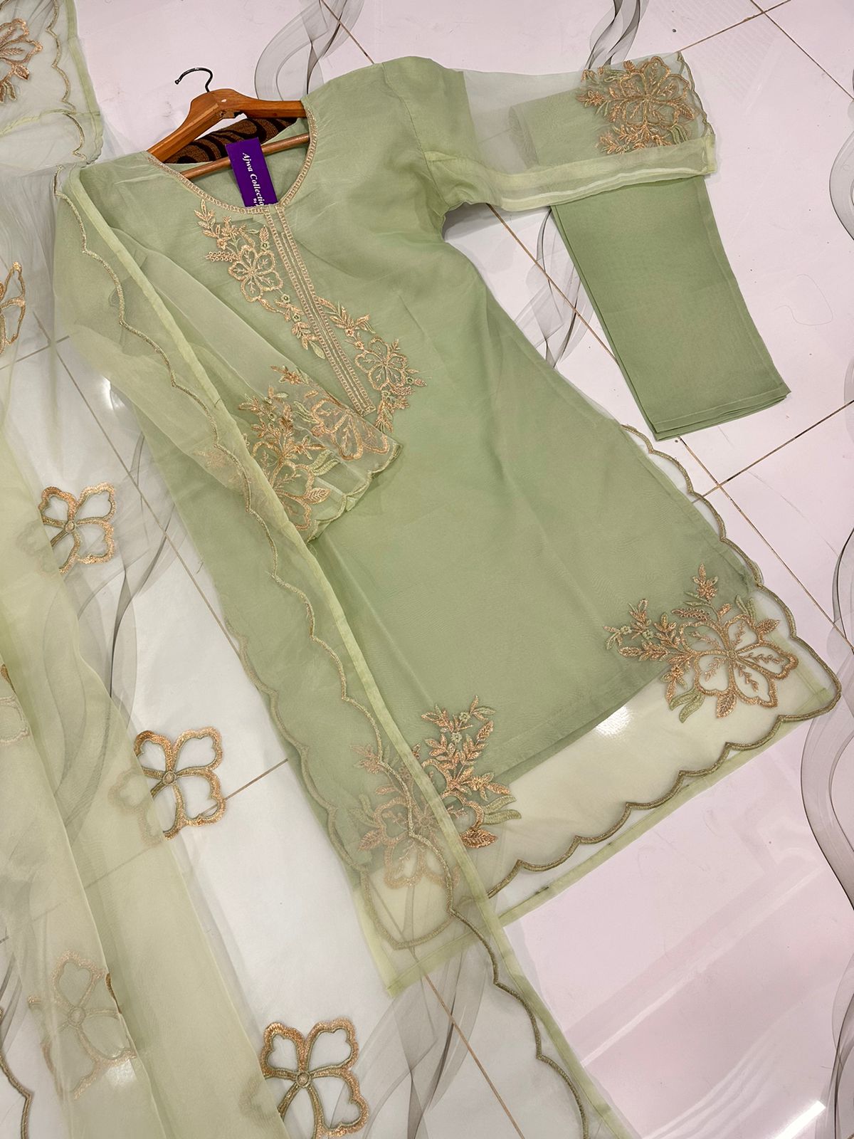 Stuff organza