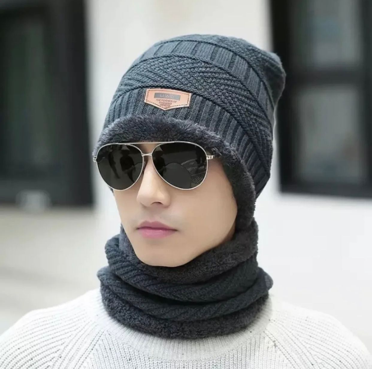 Beanie Wool Cap With Neck Warmer. Full Set-2 Pieces.
