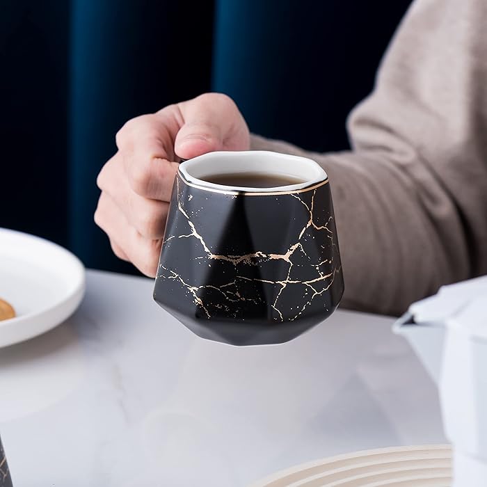 Cups & Bamboo Coasters