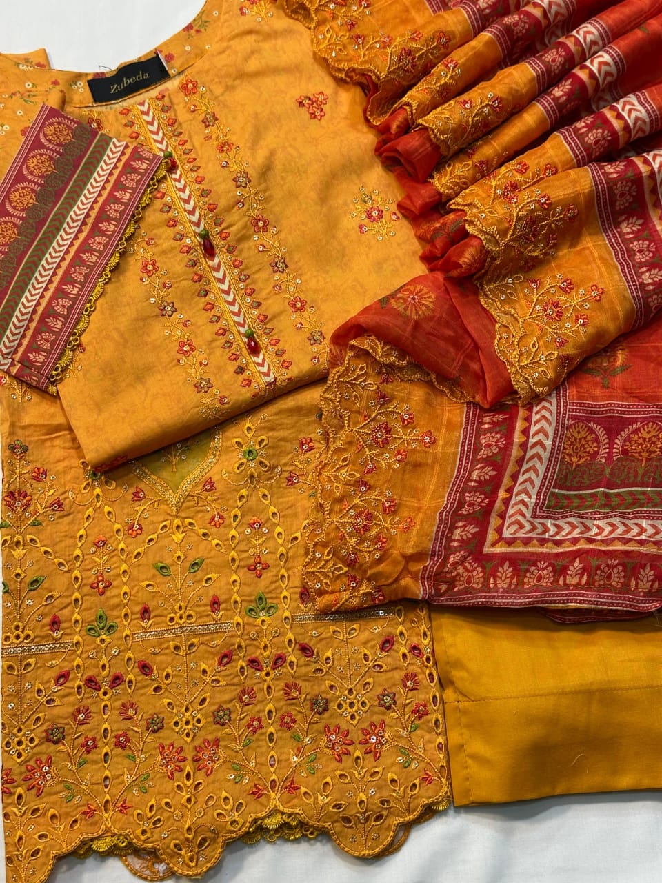 Lawn Embroidered Stitch 3pc 6