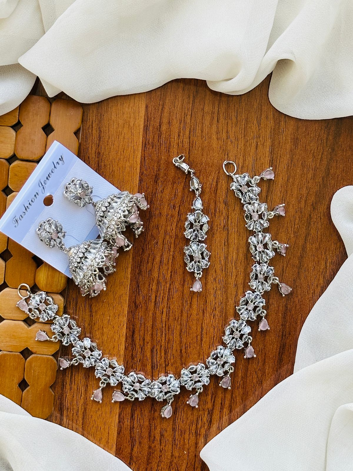Zarqon Necklace