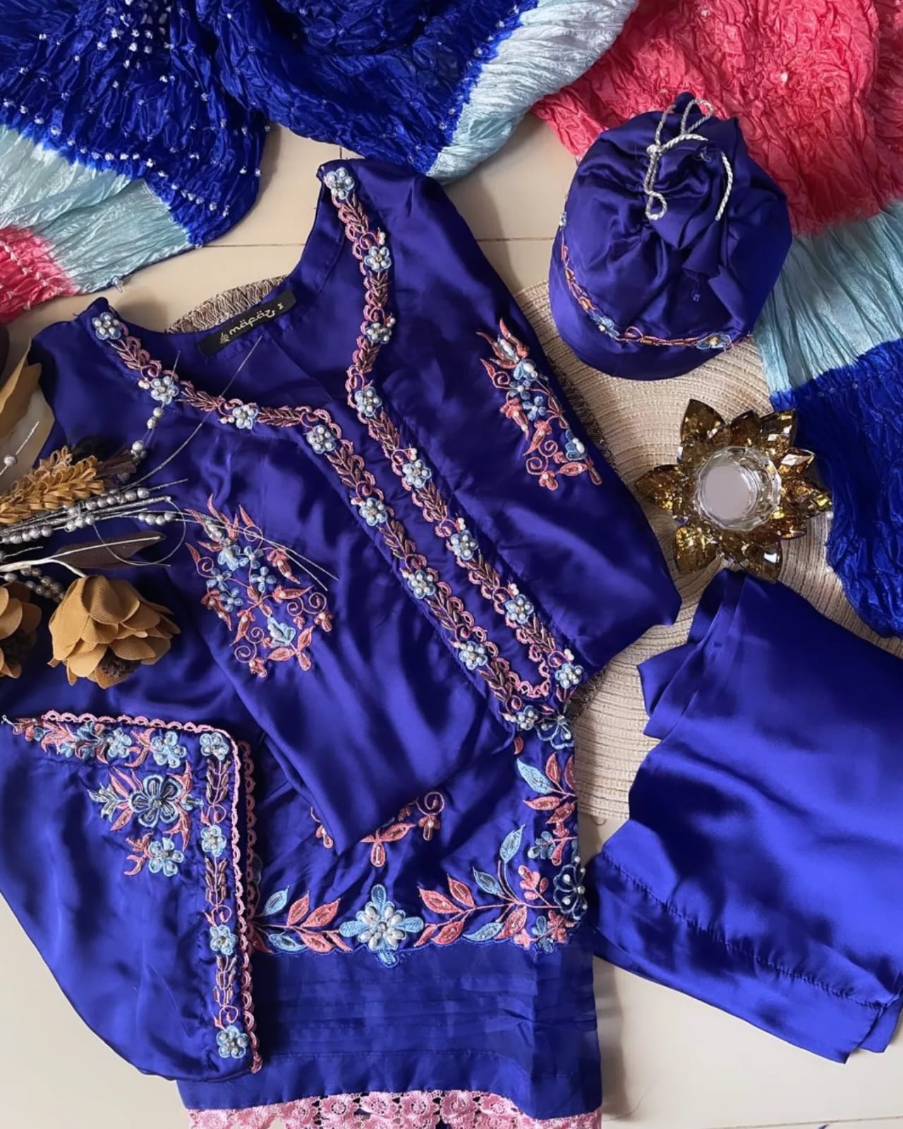 Anmol Silk Stitch 3pc by Mafaz