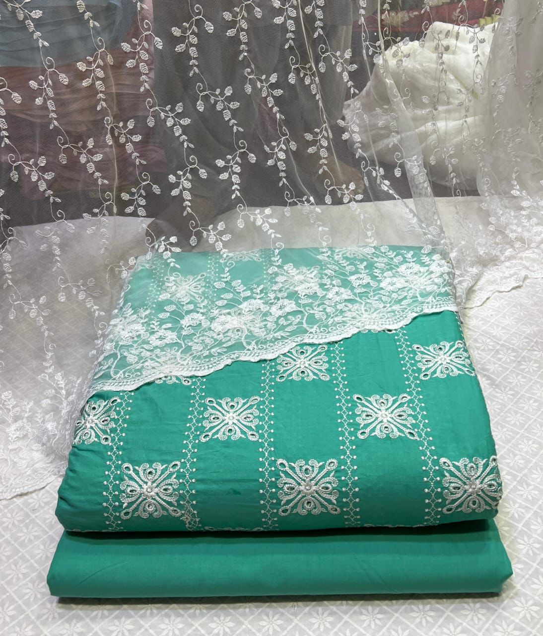 Lawn Embroidered 3pc 3