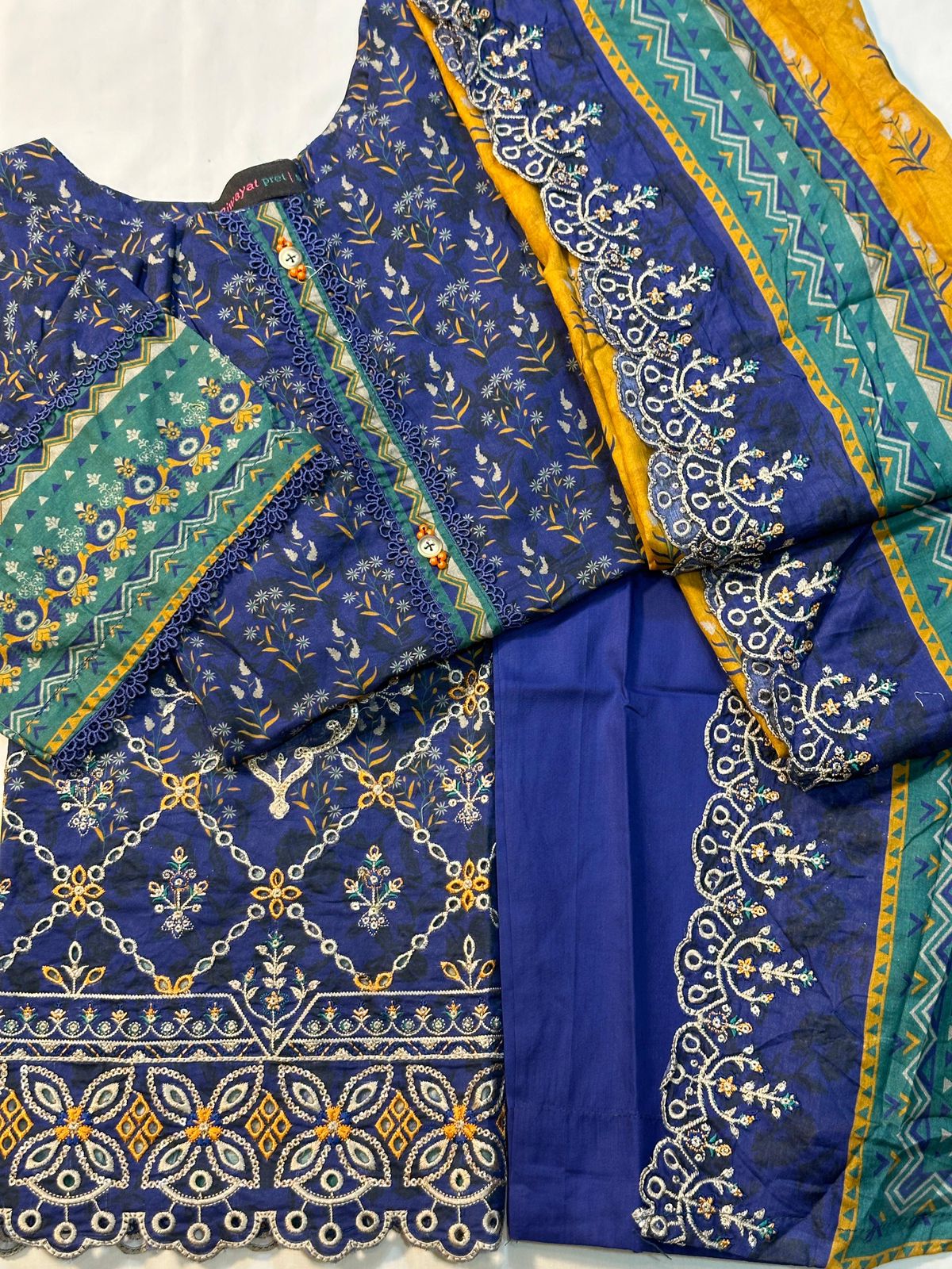 Lawn Embroidered Stitch 3pc 5