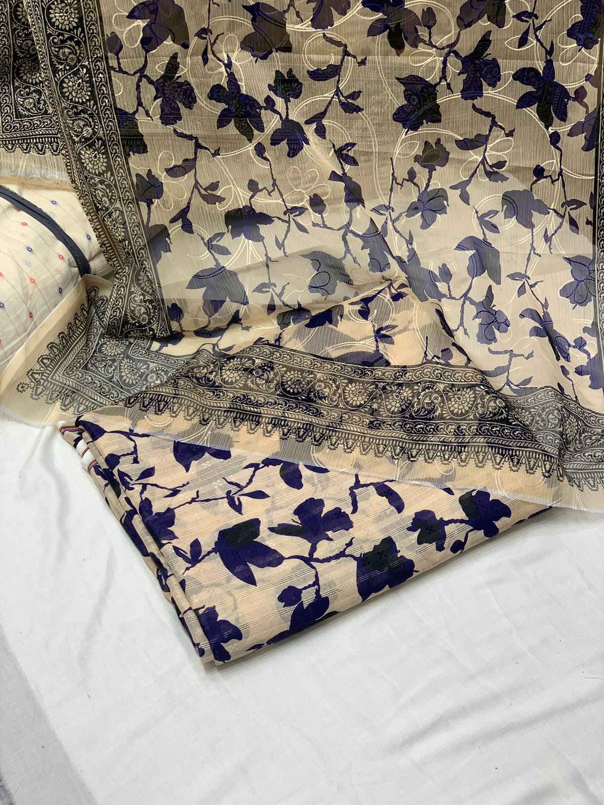 Swiss Doriya Lawn 3pc Unstitch