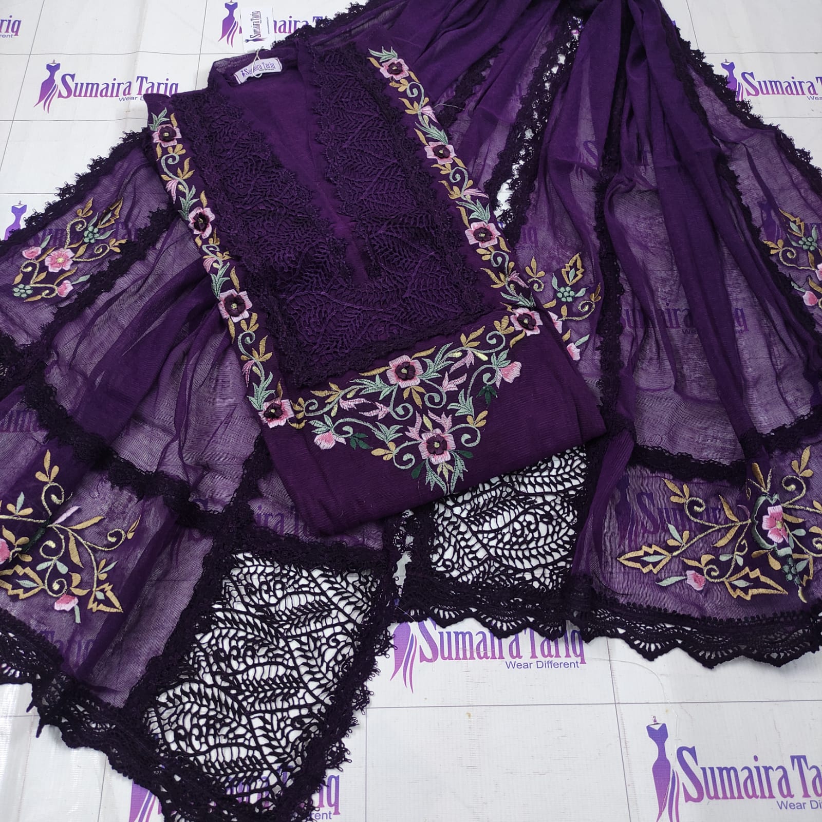 Shahzadi Collection Stitch 3pc 💞