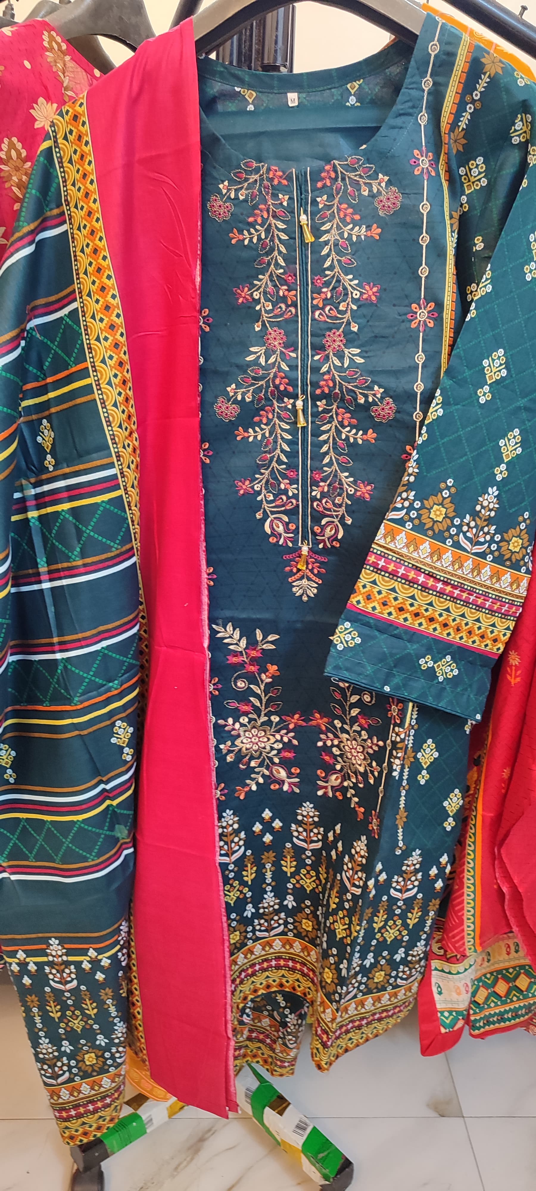 Lawn Embroidered 3pc Stitch