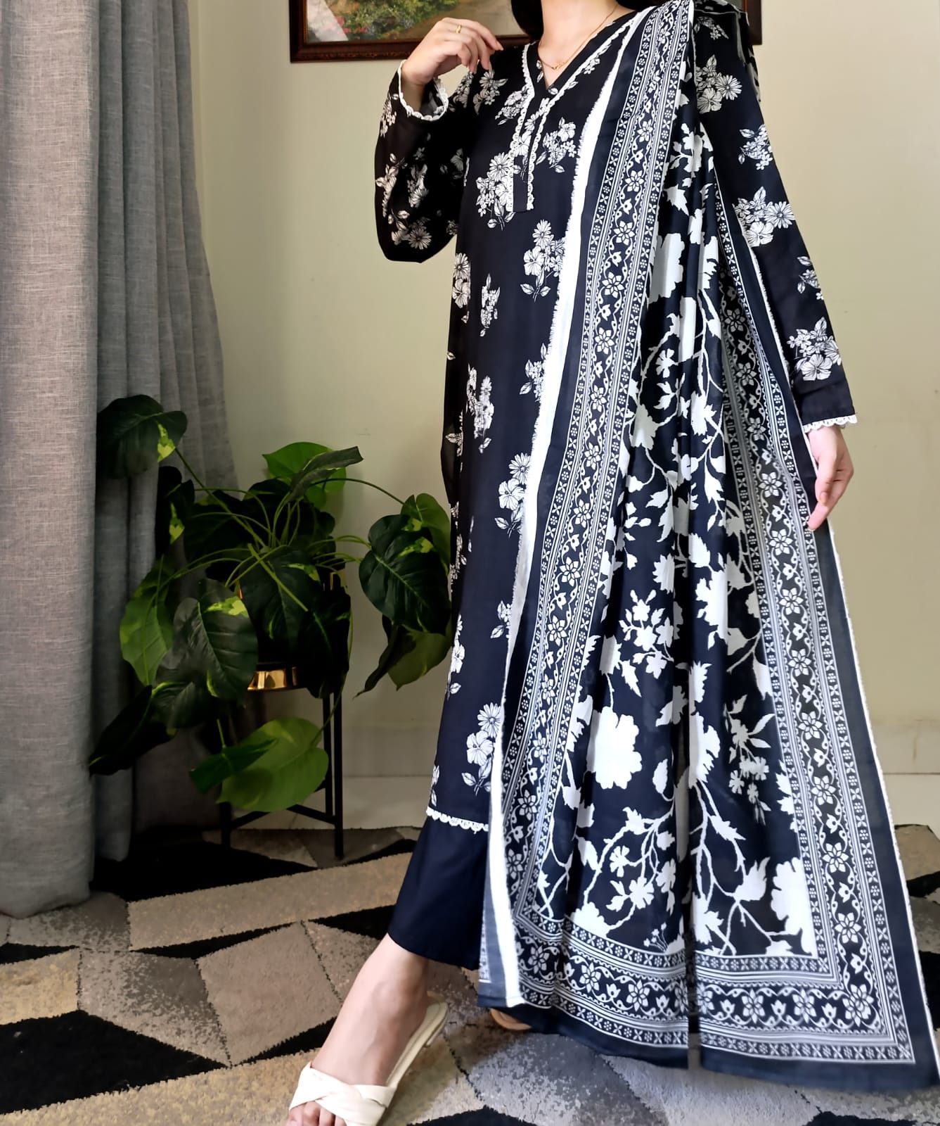Lawn Black White Stitch 3pc