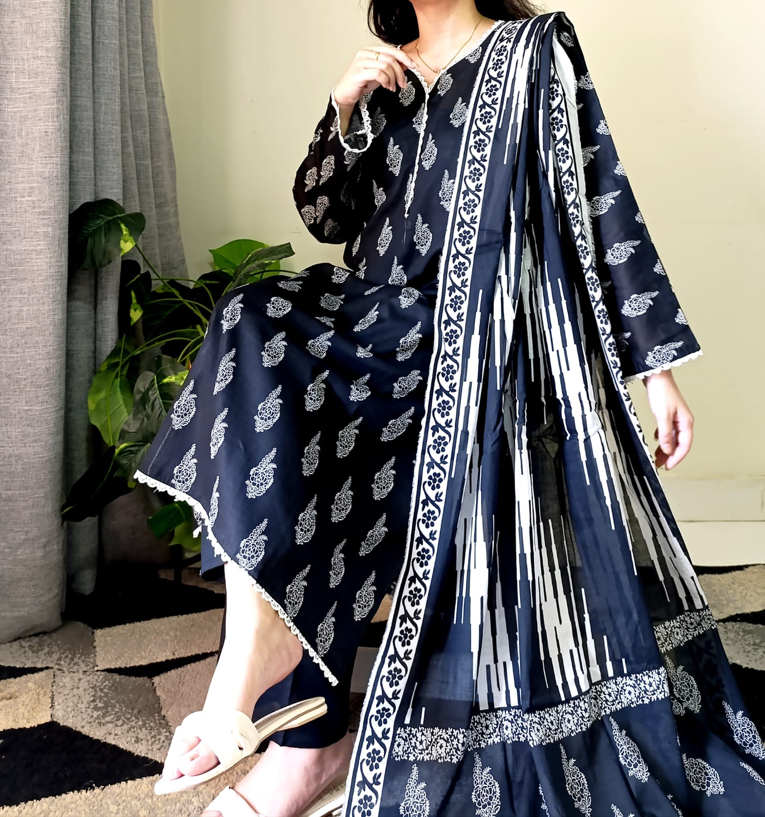 Lawn Black White Stitch 3pc