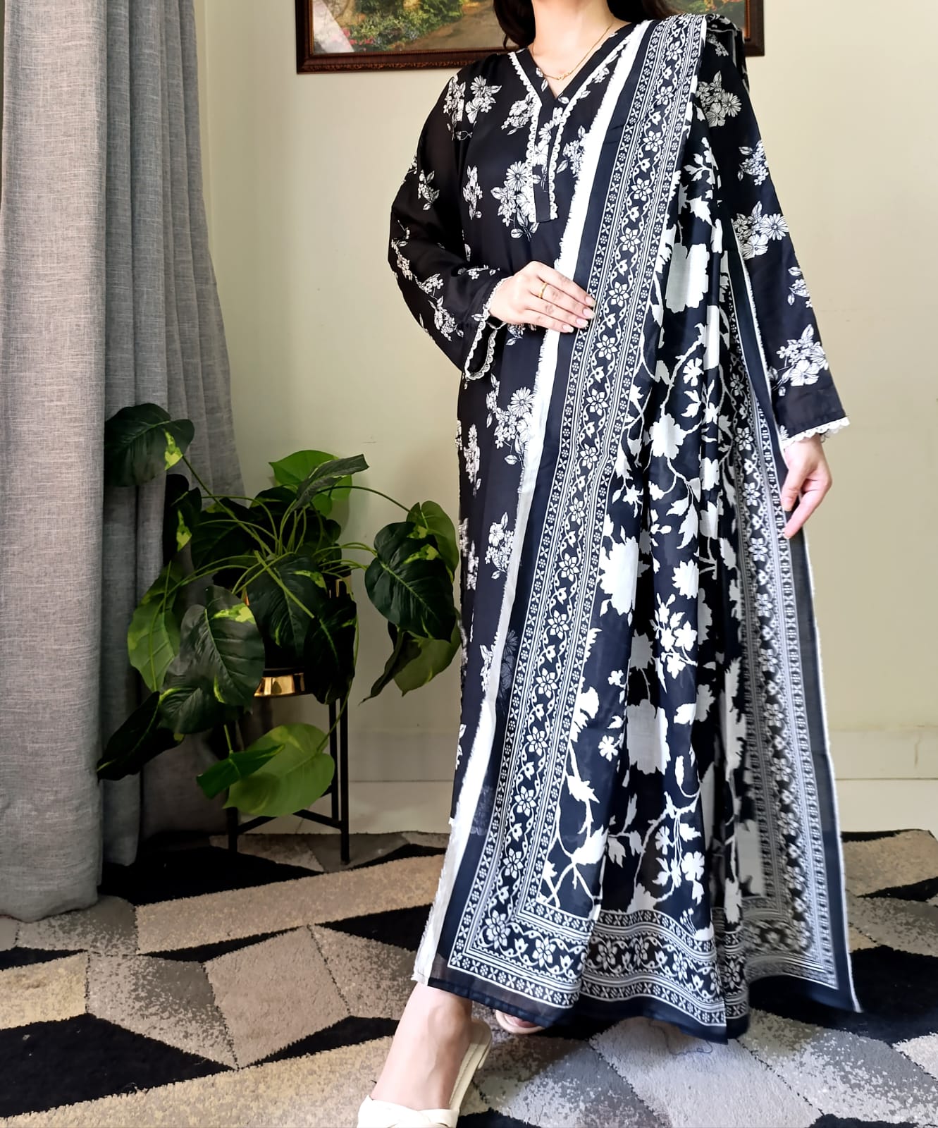 Lawn Black White Stitch 3pc