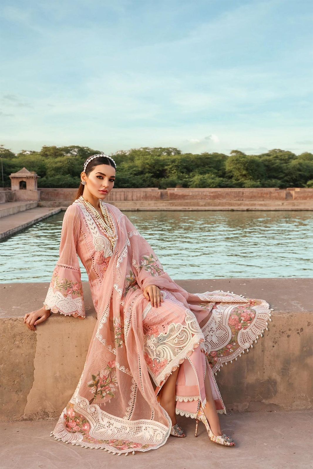 *Crimson Brand luxury Premium Eid Collection 2025*  Fabric 3PC *Lawn with Organza EMB Dupatta & Camb 1